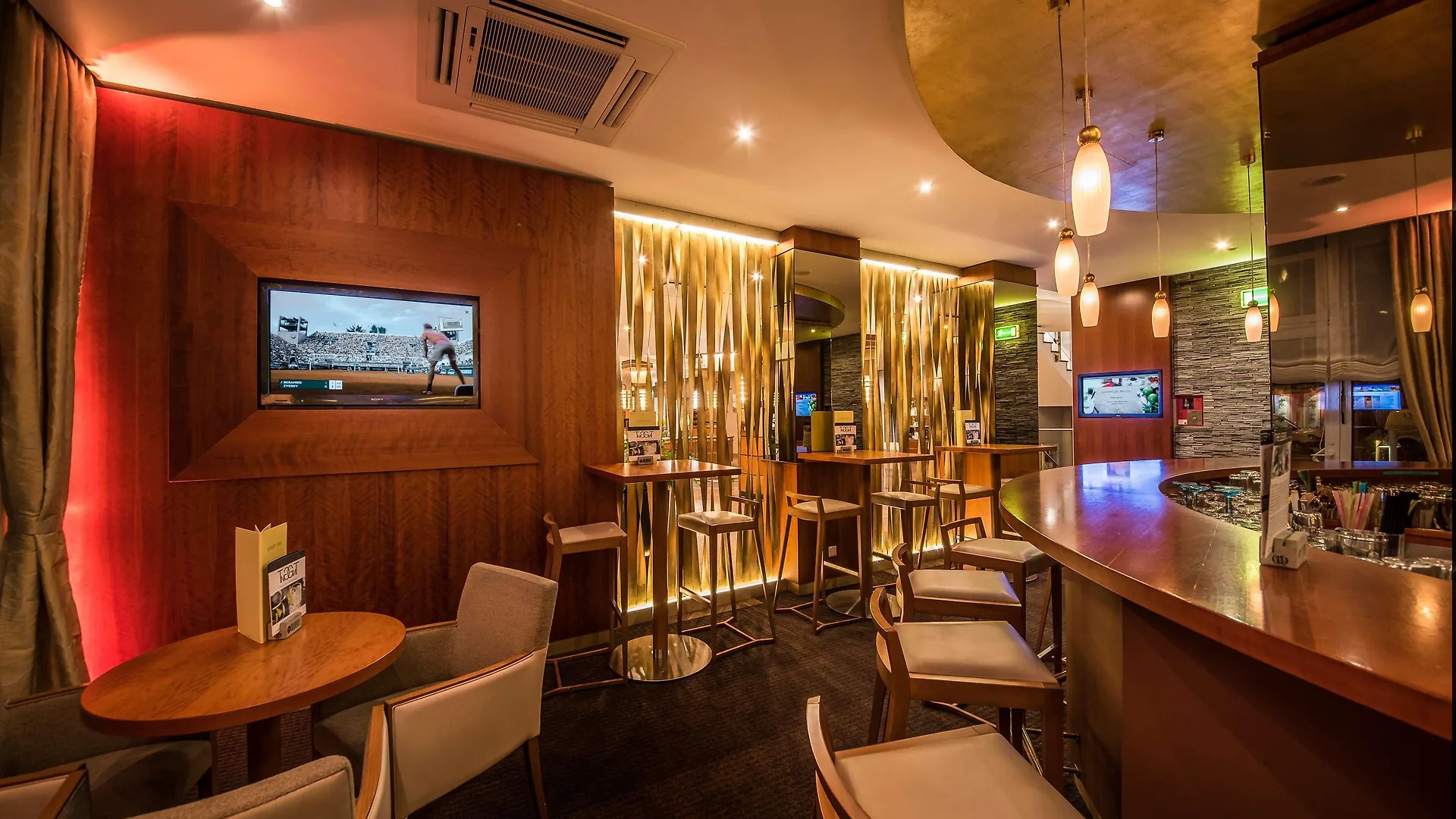 Best Western Plus Delta Park Hotel MHG 4*,