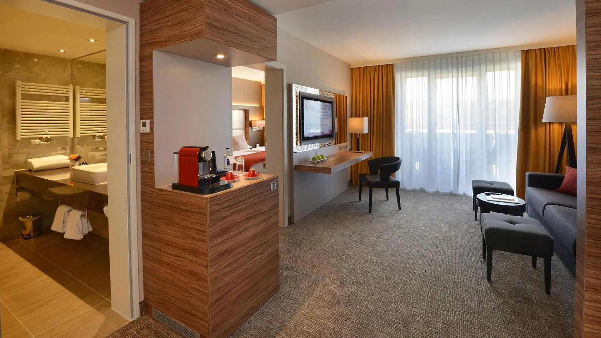 Best Western Plus Delta Park Hotel MHG