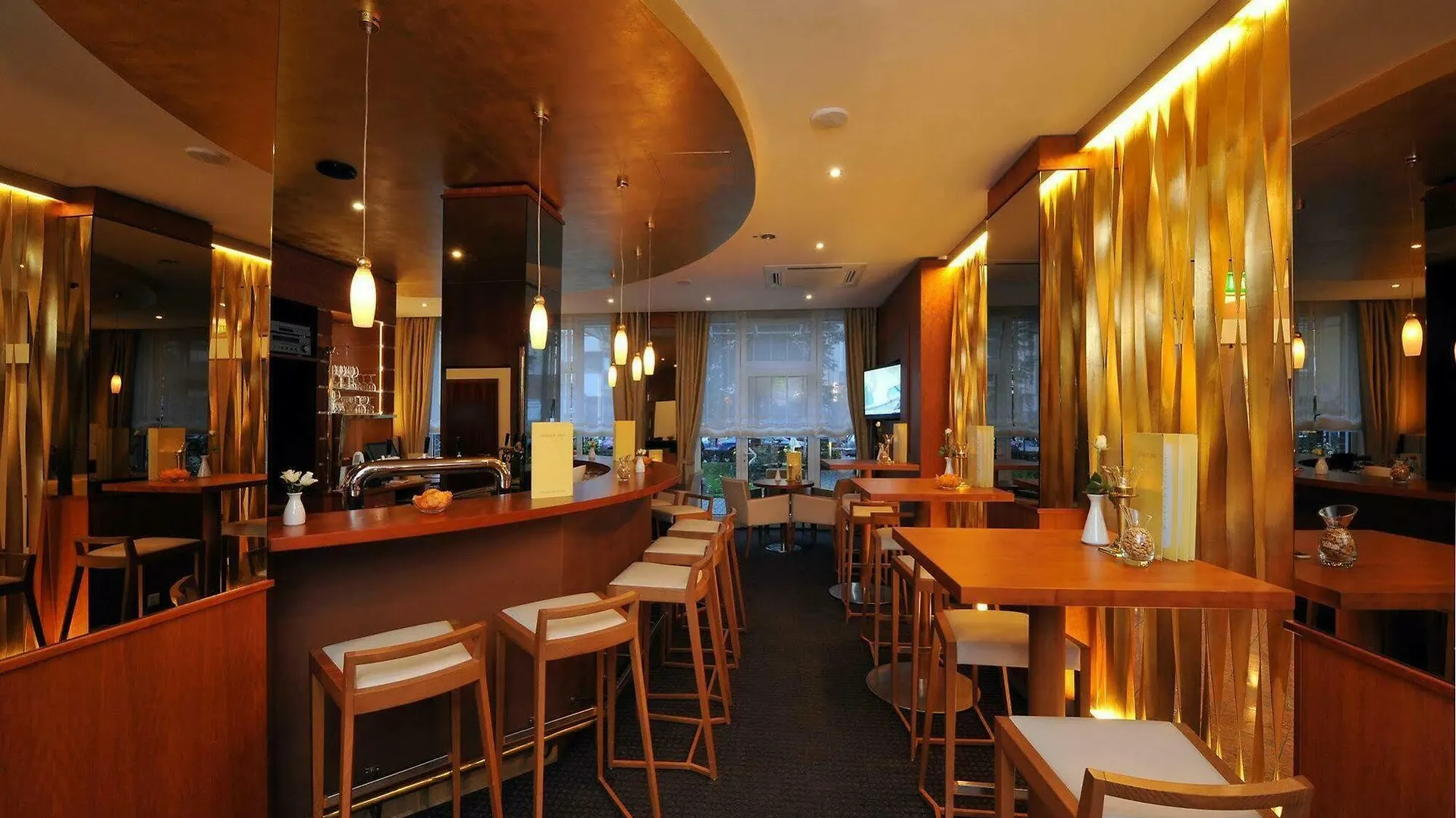 Best Western Plus Delta Park Hotel MHG