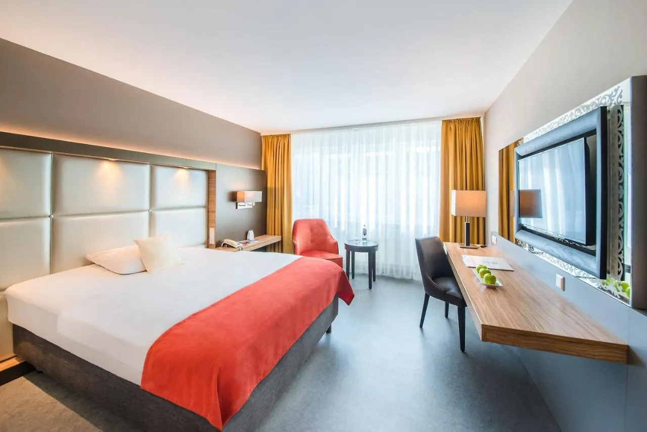 Best Western Plus Delta Park Hotel MHG 4*,